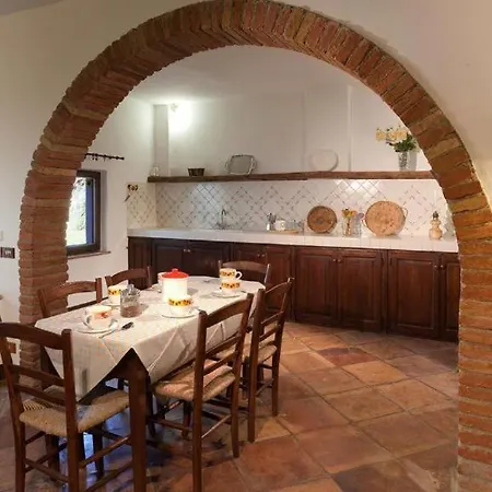 Poloturisticoumbria Cerreto Con Piscina *