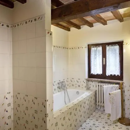 Poloturisticoumbria Cerreto Con Piscina Città di Castello