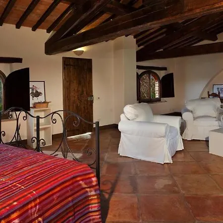 Poloturisticoumbria Cerreto Con Piscina Villa
