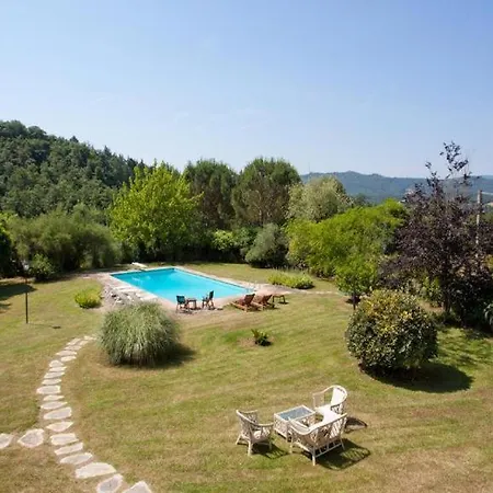 Villa Poloturisticoumbria Cerreto Con Piscina
